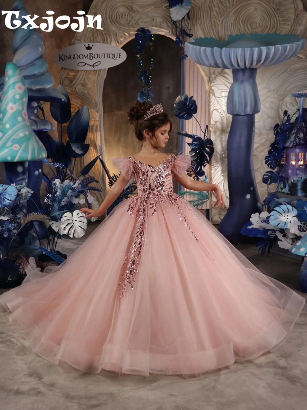 Blush Pink Kids Luxury Beaded Princess Gown For Photoshoot Shooting Sweet Delicate Lace Appliques Girls Dresses For Party