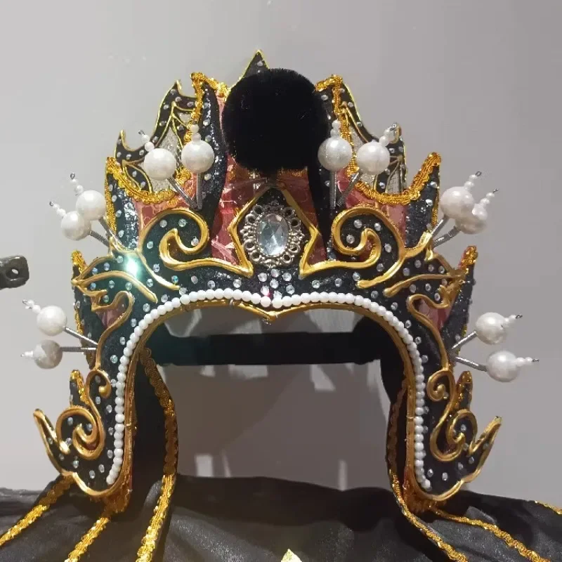 Sichuan Opera face-changing costume props helmet