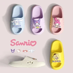 Scivoli per bambini Kawaii di Sanrio Kuromi Melody Kitty Outdoor sandali antiscivolo resistenti all'usura ragazzi ragazze pantofole da casa per interni