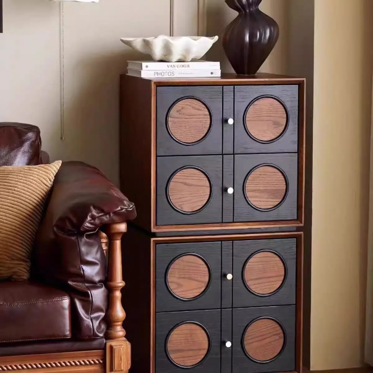 خزانة دلو على طراز العصور الوسطى خزانة دلو من الخشب الصلب أريكة جانبية لتناول الطعام خزانة جانبية لغرفة المعيشة