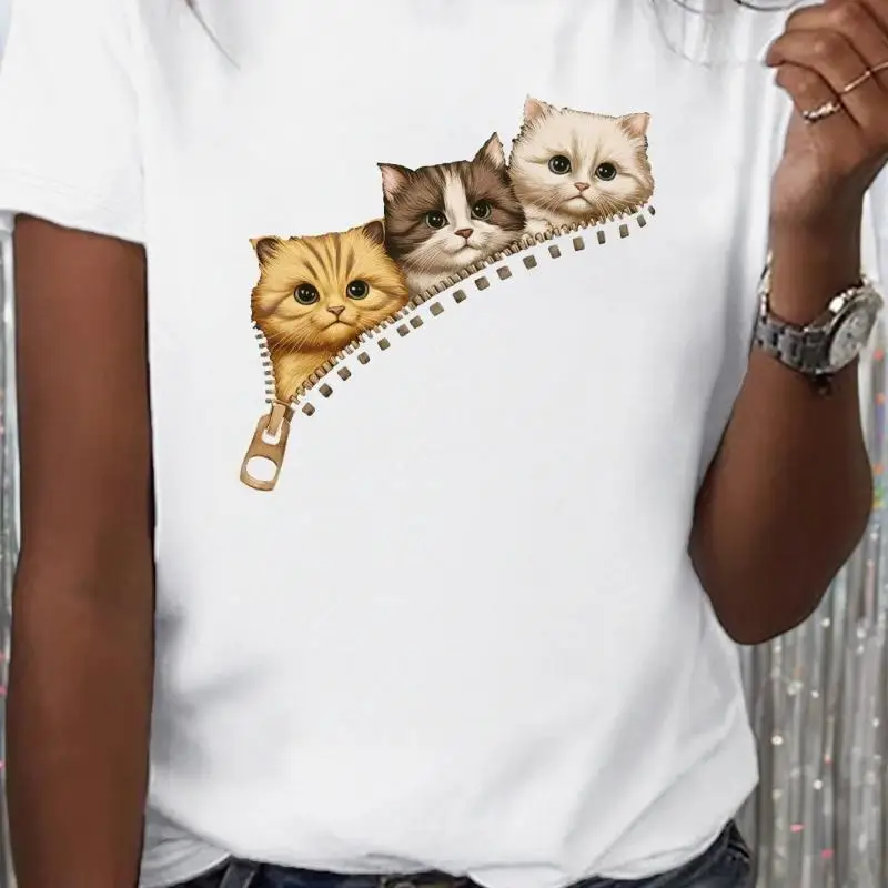 

Cute Cat In Pocket Graphic T-Shirt Women Funny Kitten Print Casual Loose Tee Tops Pet Lover Gifts Y2K Aesthetic Streetwear