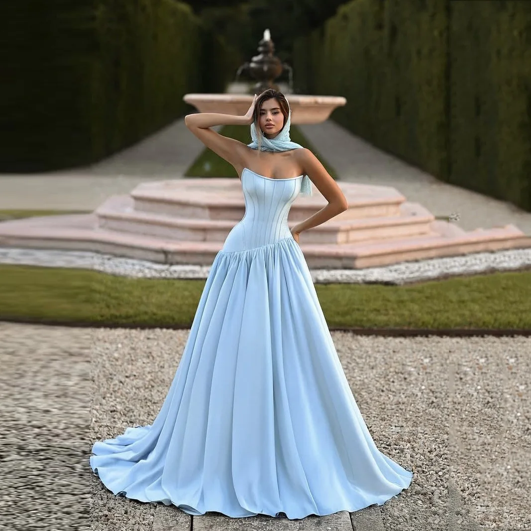 Abiti da ballo senza spalline azzurri senza maniche con spalle scoperte Abito da festa lungo Alta couture Abiti da cerimonia linea A realizzati su misura