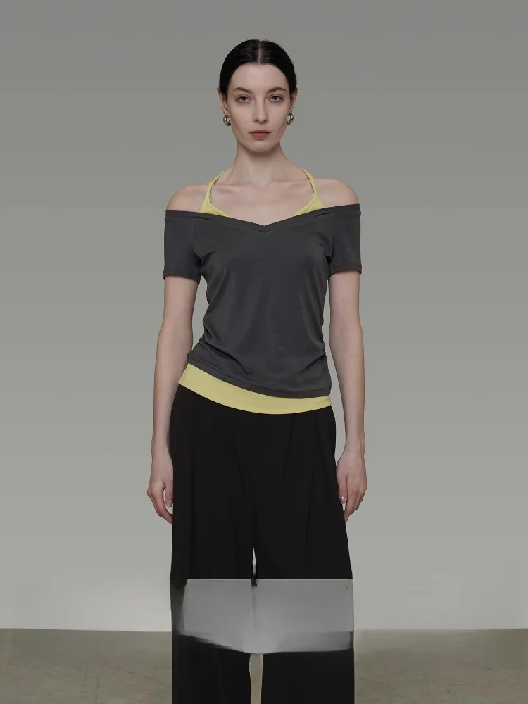 

Unspoken Color Blo ort Sve V-Ne oulder T-irt Women's Slim Fit Summer Design Unique Versatile Body a Top