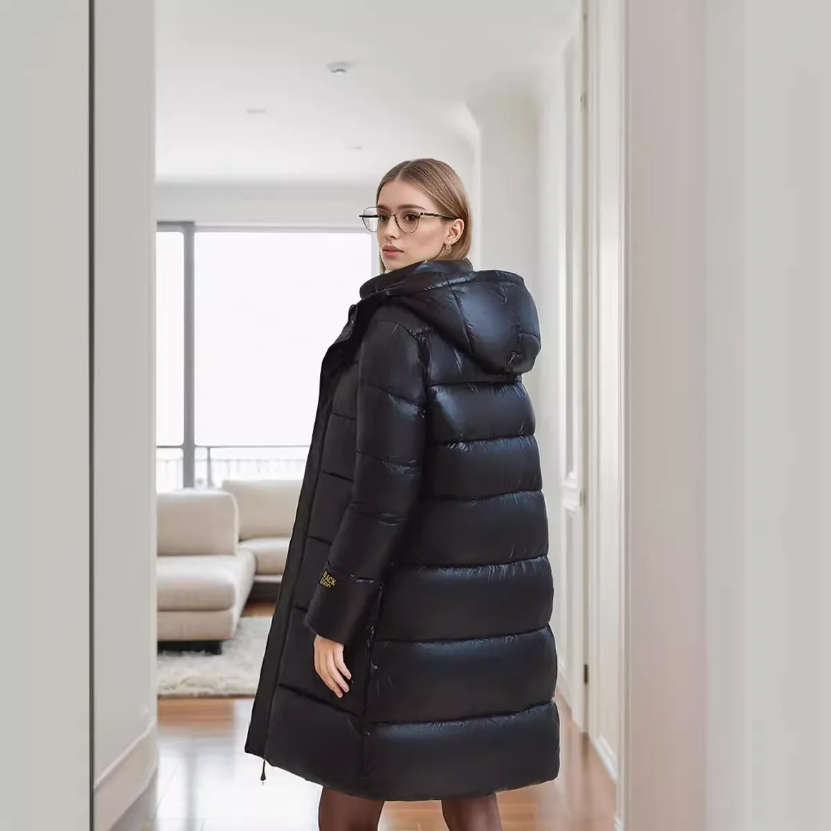 YJKDYK 2025年新作 冬 レディース ロングジャケット 厚手 暖かい フード付き ジップアップ コットンジャケット 女性 無地 カジュアル 中綿ジャケット