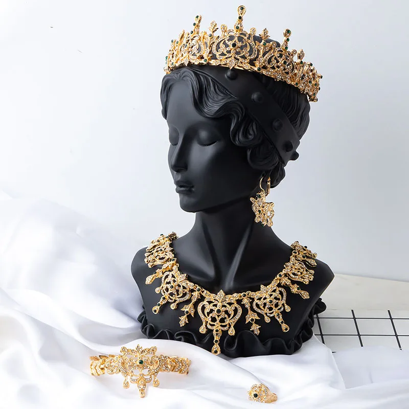 Regal Arabian Golden Jewelry 4-Piece Set Great For Weddings Anniversaries High-End Formal Events