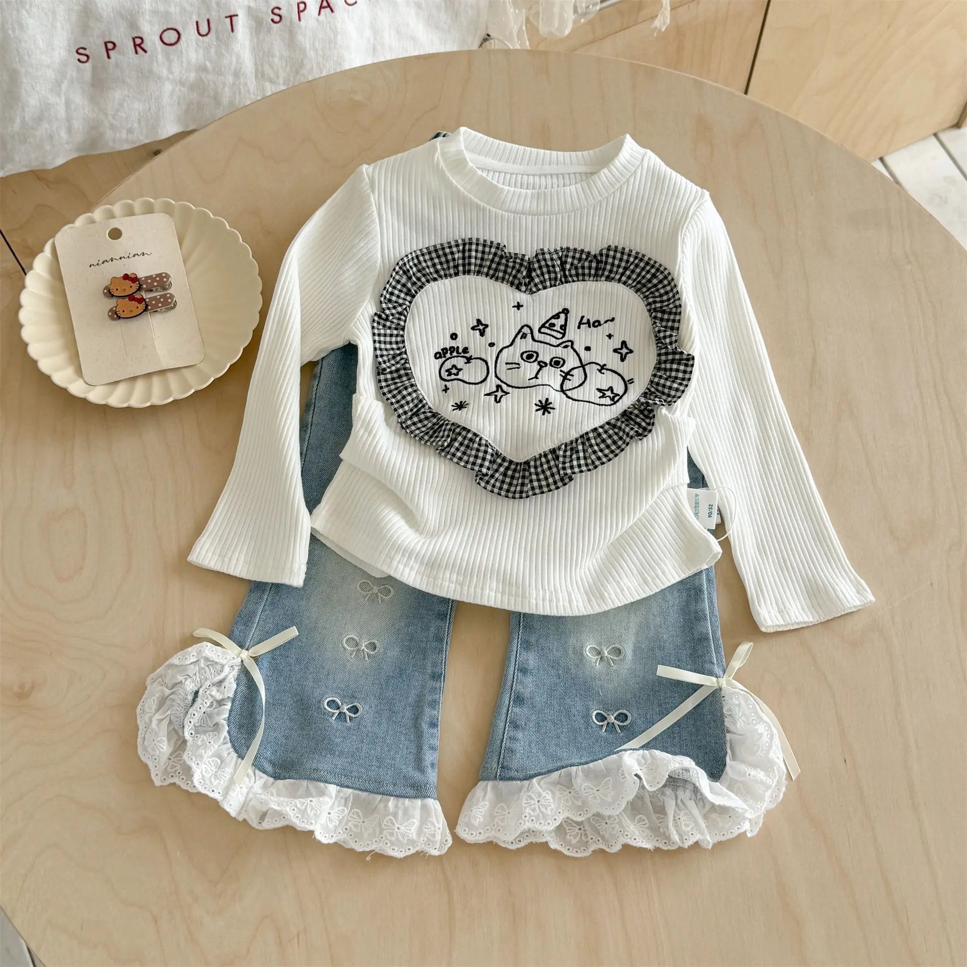 

Children's Clothing 2025 Autumn New Girls Sweet T-shirt Lace Jeans