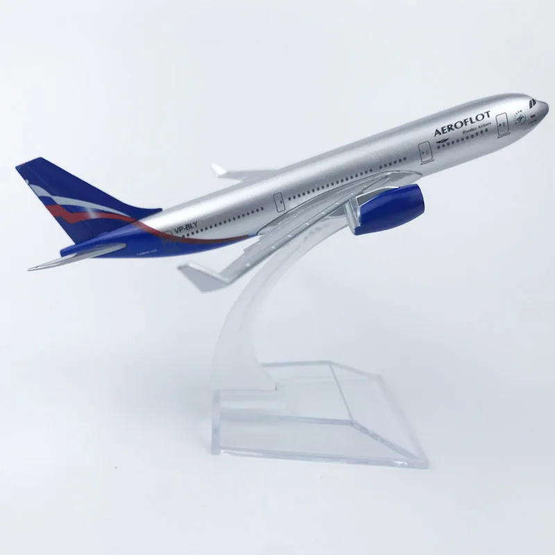 Diecast 16CM 1/400 A330 Russia Aeroflot Indonesia Oman Airline Airplane Plane Aircraft Alloy Model Toy Airplanes decoration