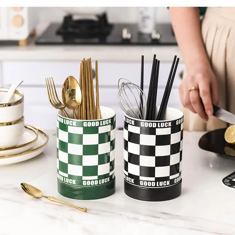 

Organizador De Cocina Black and White Checkerboard Ceramic Chopsticks Holder Pantry Storage Box Drain Chopstick Rest Container