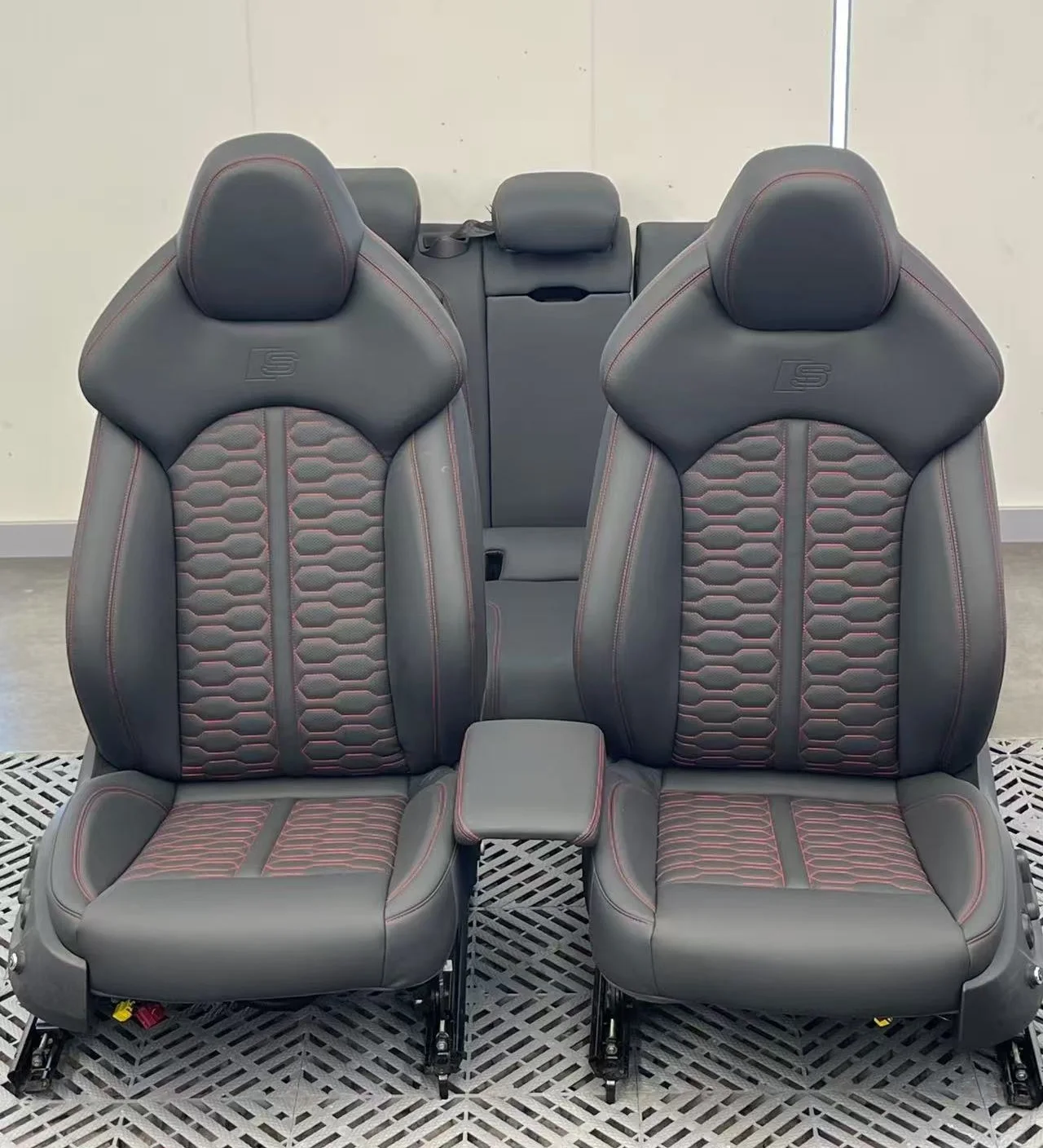

Hot-selling car seat covers hot selling factory price universal Pu Leather 5d car chair cover seat