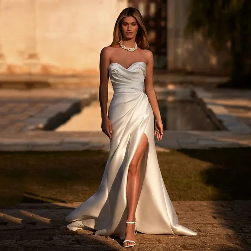 

Simple Customize To MeasuresSweetheart Neck Soft Satin Mermaid Wedding Dresses Sleeveless Bride Dress Sexy Side Split Pleats