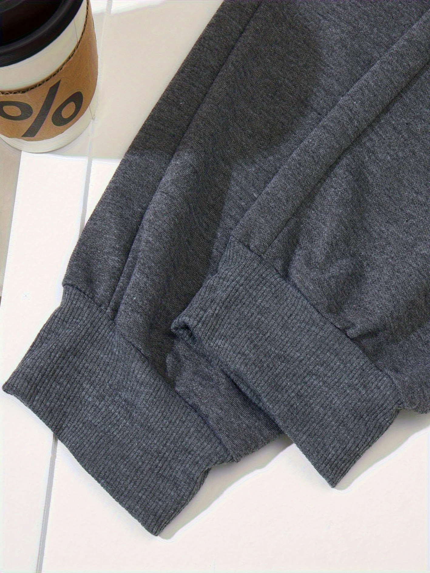 Neue, atmungsaktive Sport-Freizeithose, geeignet für Herren, ideal für Outdoor-Sportarten, Jogging, als Sportbekleidung, Streetwear oder als Sport-Sweatpants. – Detail 7