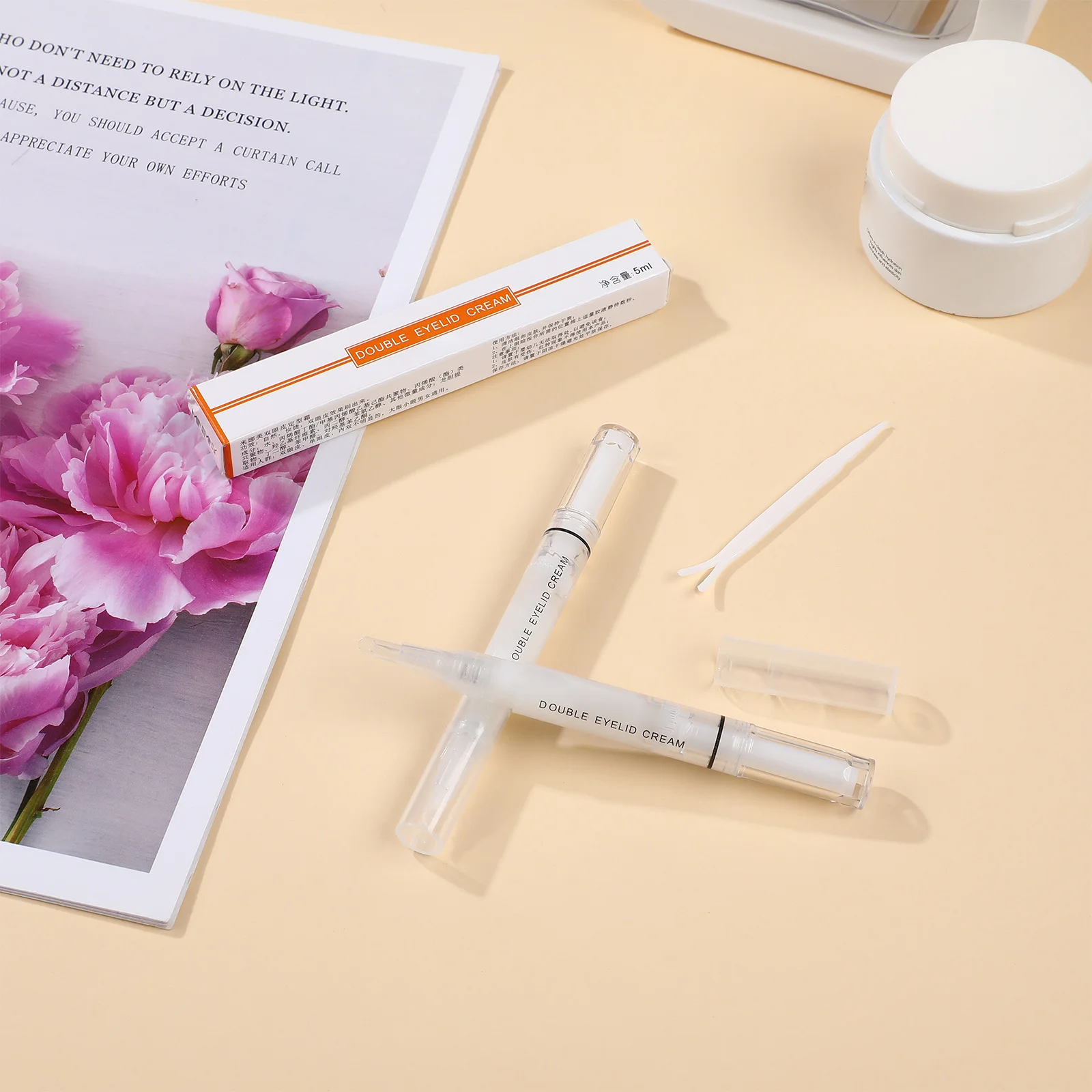 4-set dubbele ooglidvormende crème Onzichtbare waterdichte langdurige lijm voor grote ogen Make-up Pen Ooglidgereedschap Accessoires