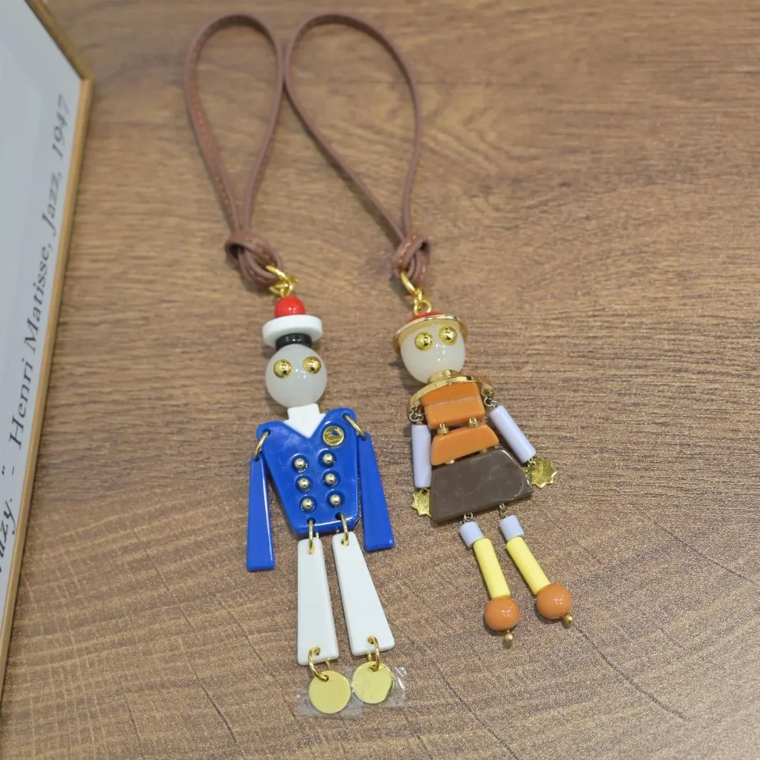 

Нишевый индивидуальный брелок с кисточкой в виде робота, креативная подвеска для сумки ручной работы, модное модное изысканное украшение, подвеска для ключей от машины