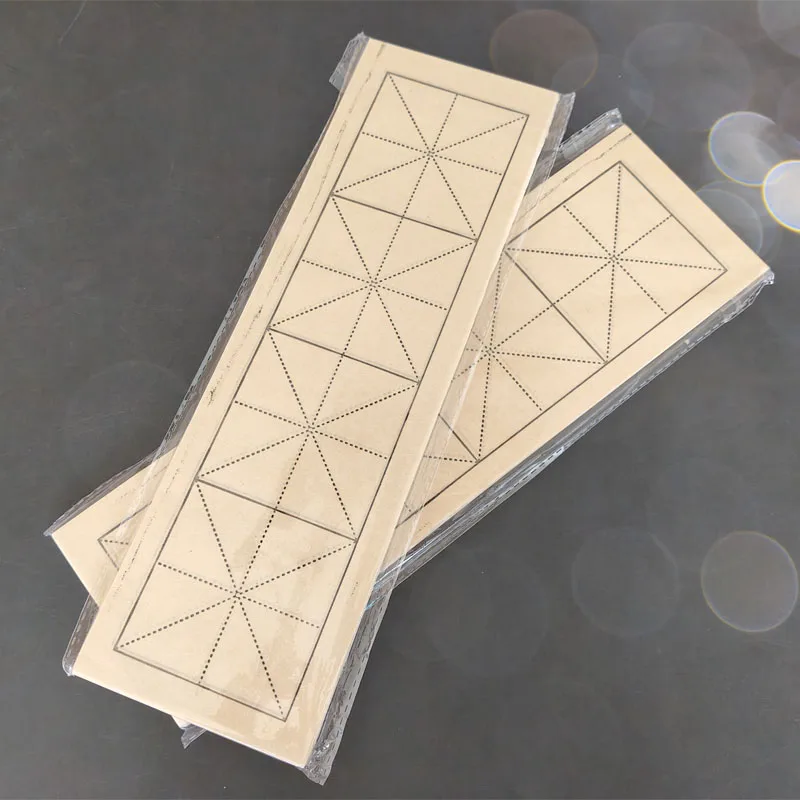 

100 шт. 7,5x7,5 см бумага Сюань для китайской каллиграфии с сетками, маленькие символы, рисовая кисть, чернила для влюбленных, писчая бумага для начинающих