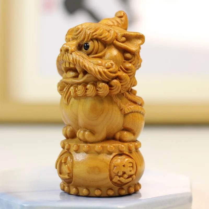 Ya Cypress Wood Carving Lion Ornament Manjushri Puxian Mascot Swiss Beast Home Decoration Crafts