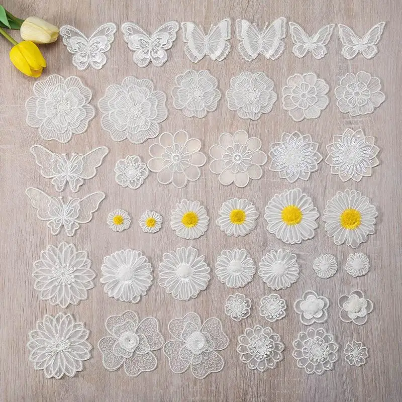 

Self-Adhesive Lace Patch Embroidery Net Repair Tool Patch for down Jaet Fabric Art DIY Sewing Accories