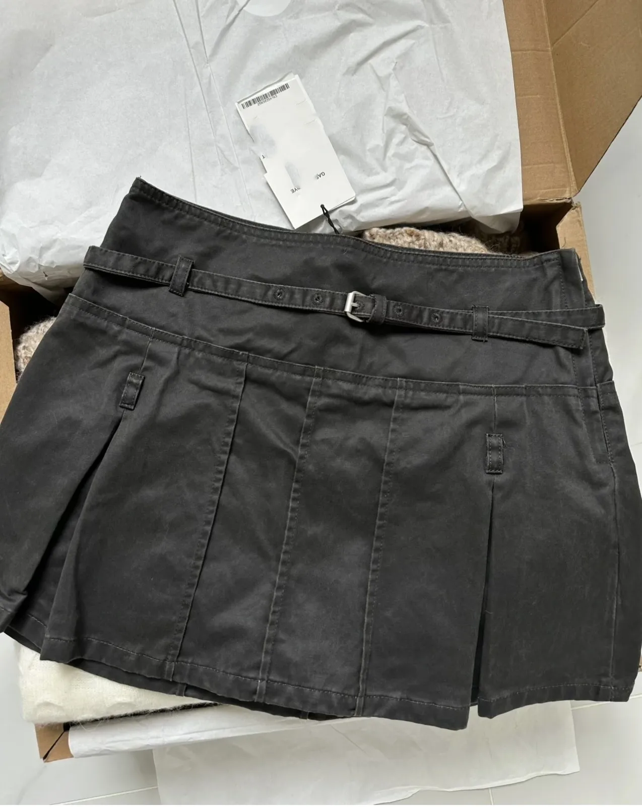 

LIBIELIY Waxed Pleated Skirt 24 New Retro Fashion Waxed Fabric With Belt High Waist Sexy Mini Skirt