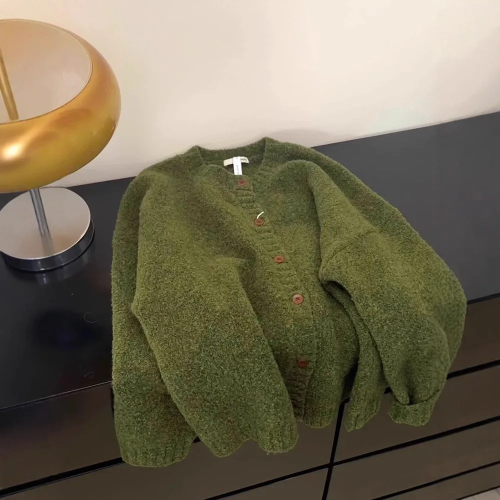 

Vintage Avocado Green Round Neck Knitted Cardigan for Women, Soft and Thick Autumn-winter Sweater Coat, High-end Feeling Top.