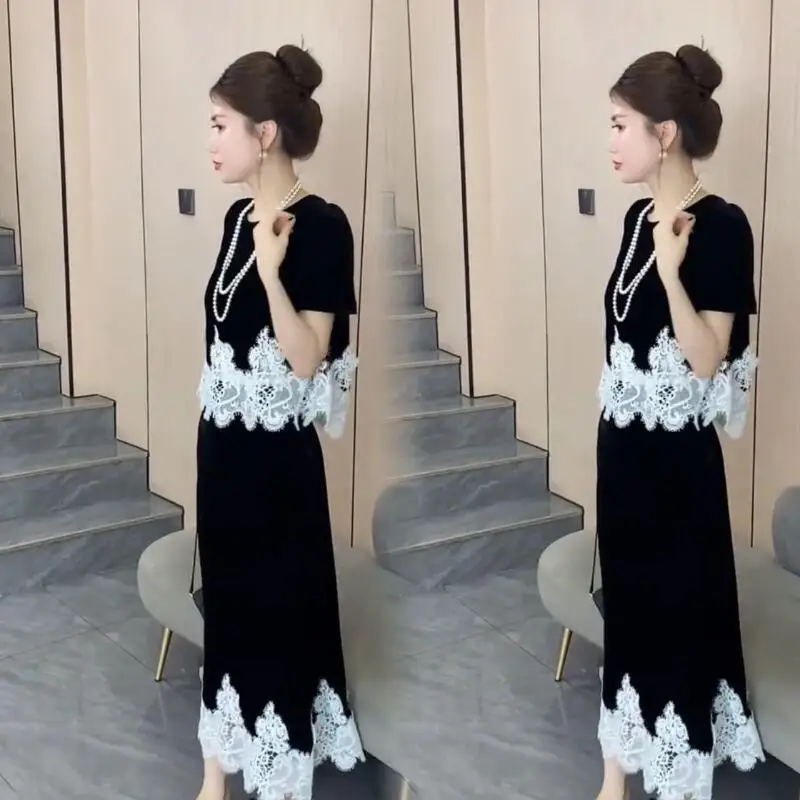 

Hot 2026 Spring Summer New Women Short Sleeve Style High End Velvet Large Set Lace Splicing Design Fashion Versatile Tops Skirt