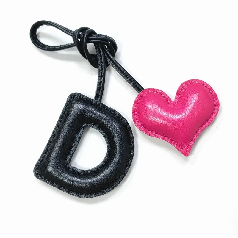 English Letter D With Love Heart Leather Keychain Name Pure Hand-Stitched Ladies Women Bags Backpack Pendant Charm