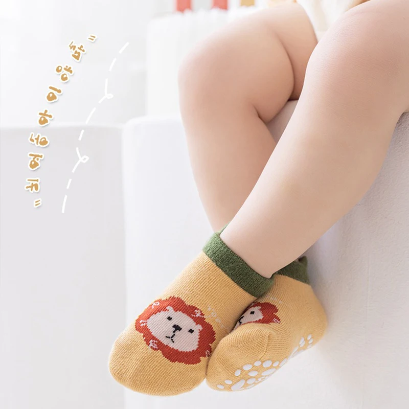 Newborn Baby Glue Dot Socks Soft Skin-Friendly Combed Cotton Non-Slip Socks Cartoon Cute Animal Printed Indoor Toddler Socks