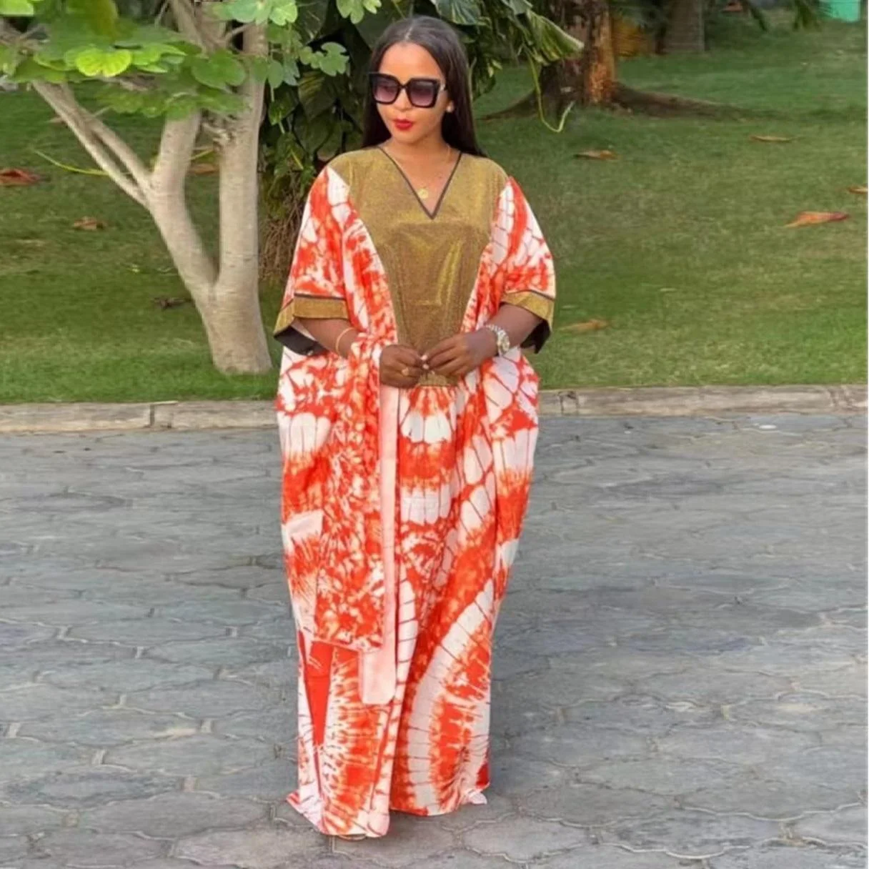 

2025 New Fashion Middle Eastern Large Size Loose Casual Hot Diamond Elegant African Muslim Robe Printed Women's Dress