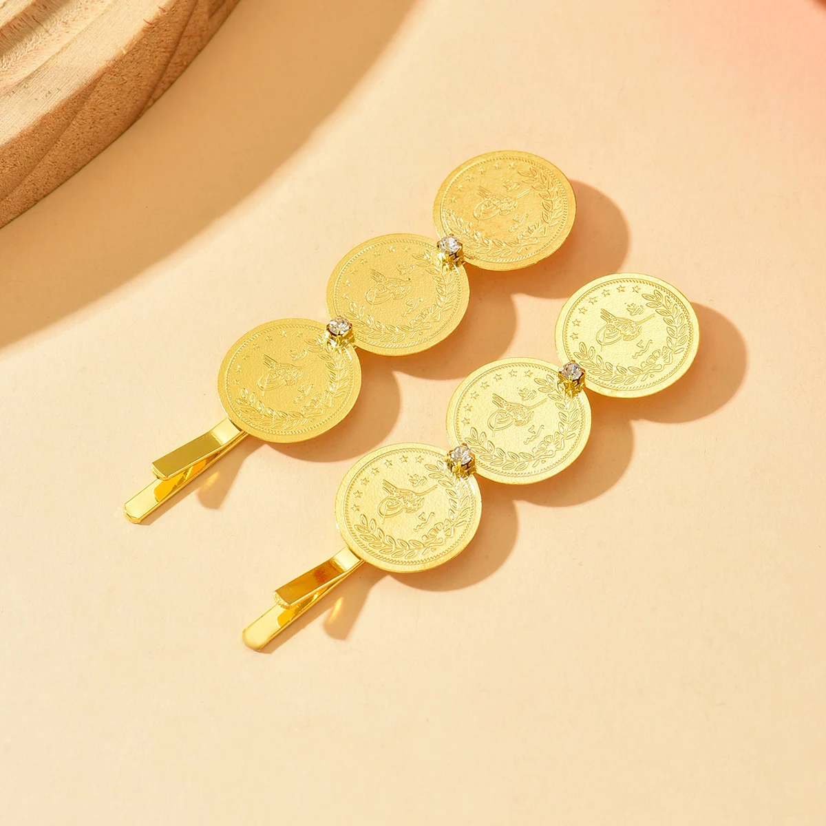 Fashionable Gold-Tone Bride Hair Clip with Coin Carving for Wedding Party Holiday Ladies Headwear Stylish Hair Accessories image 2