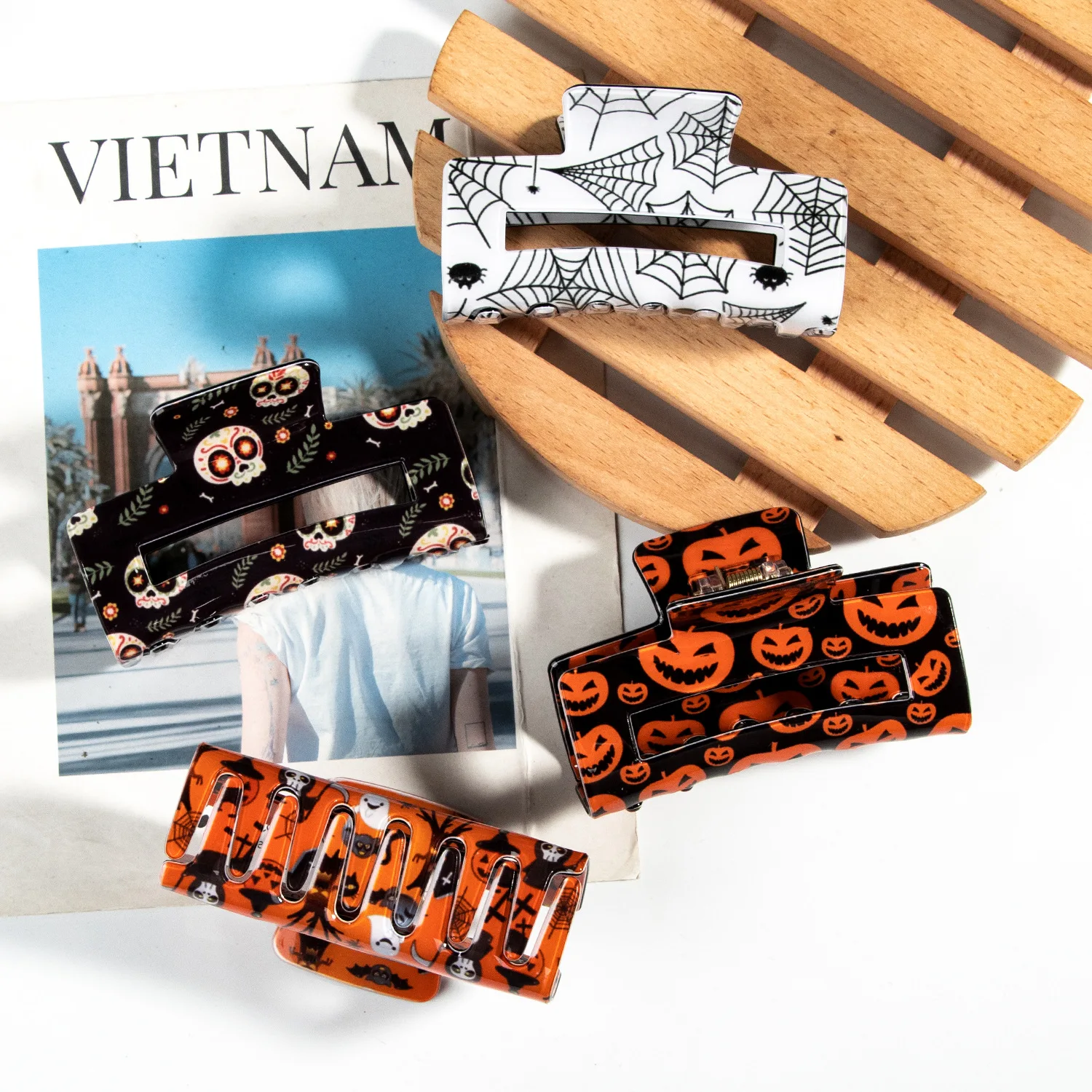 

Women's Ghost Pumpkin Hairpin Ghost Face Halloween Grab For Cool Girls Funny And Joyful Hairpin Spider Web Side Clip Decorations