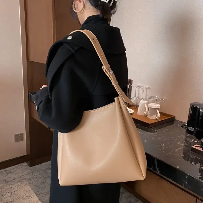 PU Shoulder Bags Women Simple Korean Fashion Portable Large Capacity Handbags Office Lady Commuter Students Tote Bag Daily Bolso