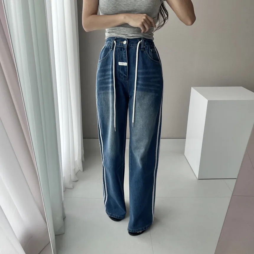 High Waist Wide Leg Loose Fit Straight Cut Jeans Women's Casual Cotton Denim Pants Side Stripe Drawstring Design Washed Effect