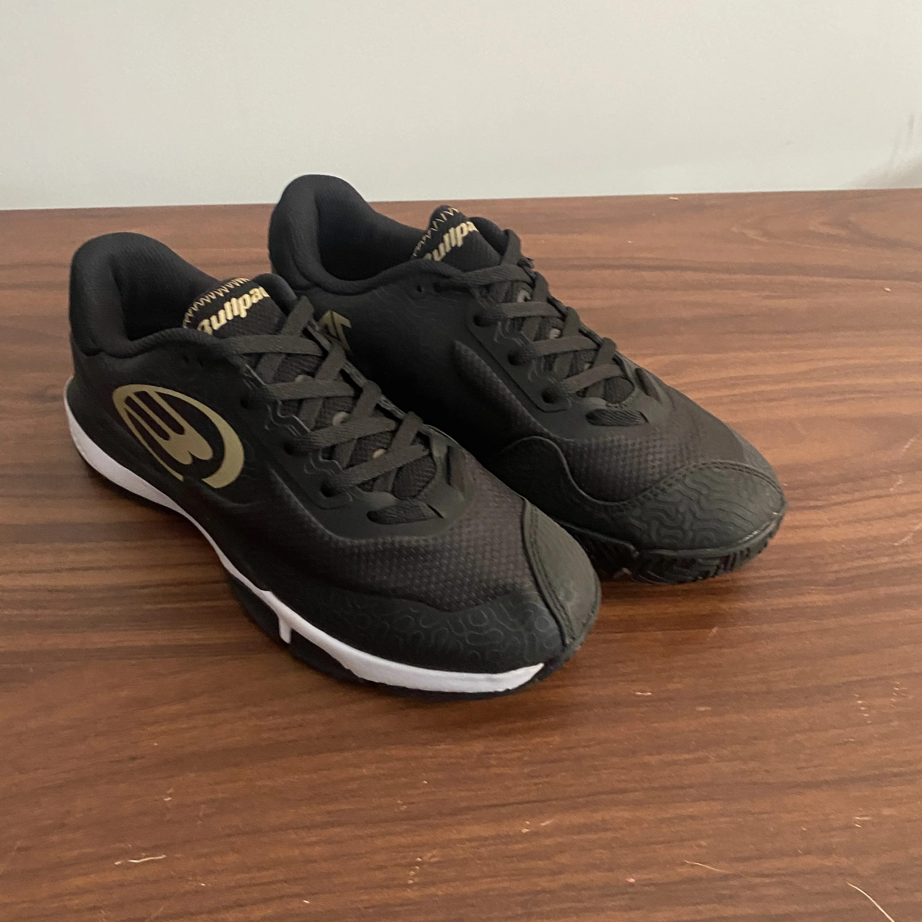 Professional Tennis Shoes Women's Black Sneakers Women's Comfort Court Shoes Brand Designer Badminton Shoes