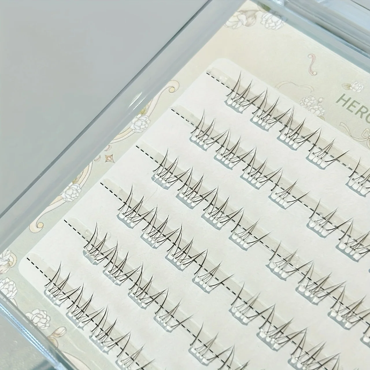 48 Clusters Flower Fairy Glueless Lower Lashes Segmented Natural Realistic Eyelashes for Daily Makeup Beginners