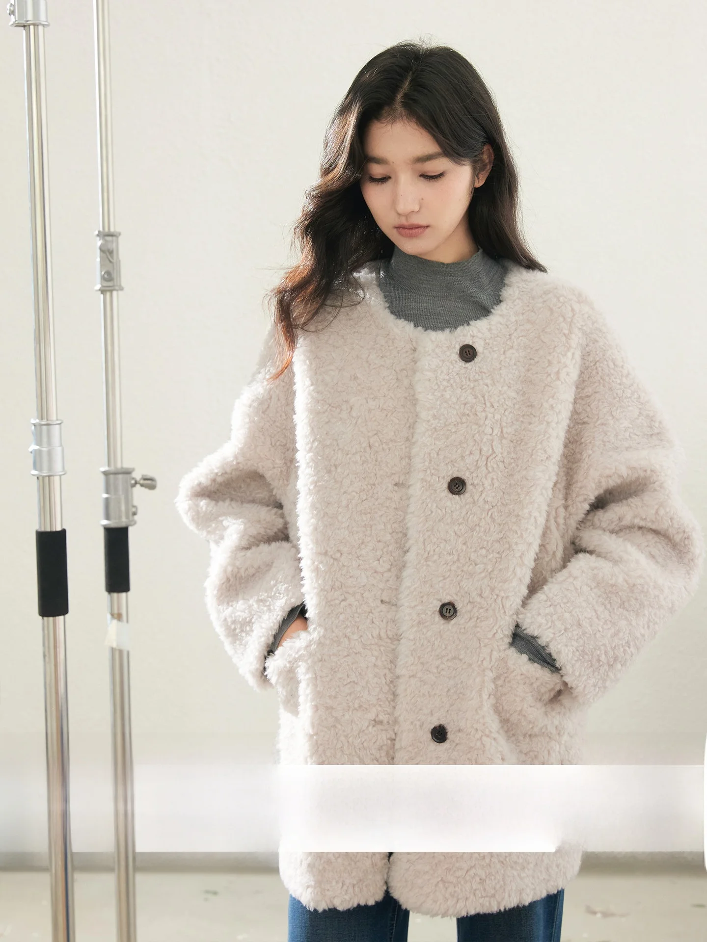 

Женская зимняя длинная шуба GINNKEE из искусственной шерсти и кожи, французский стиль, на пуговицах