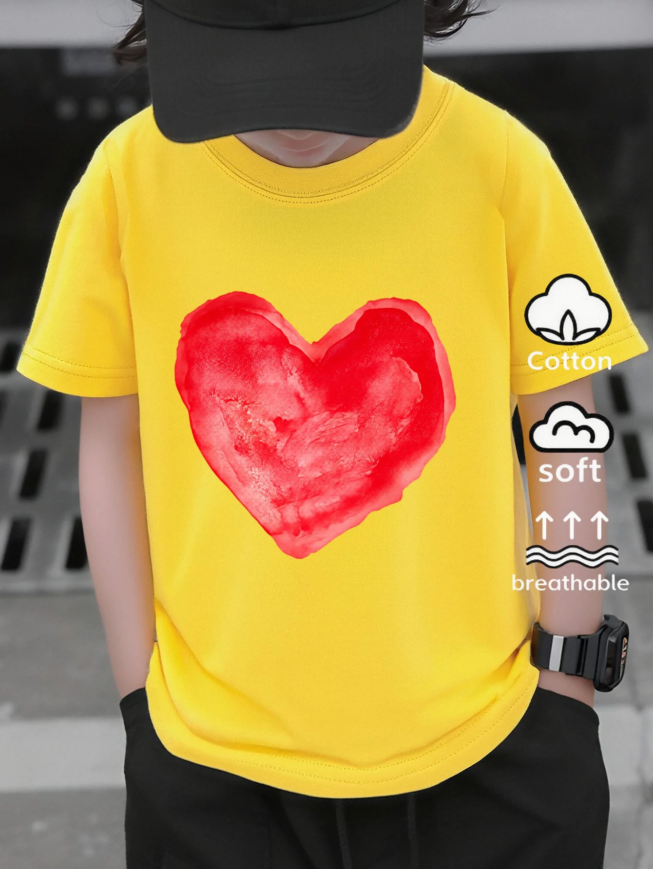 Children's Summer Trendy Red Love Printed T-shirt with Fashionable and Simple Design Versatile for Daily Parent Child Wear