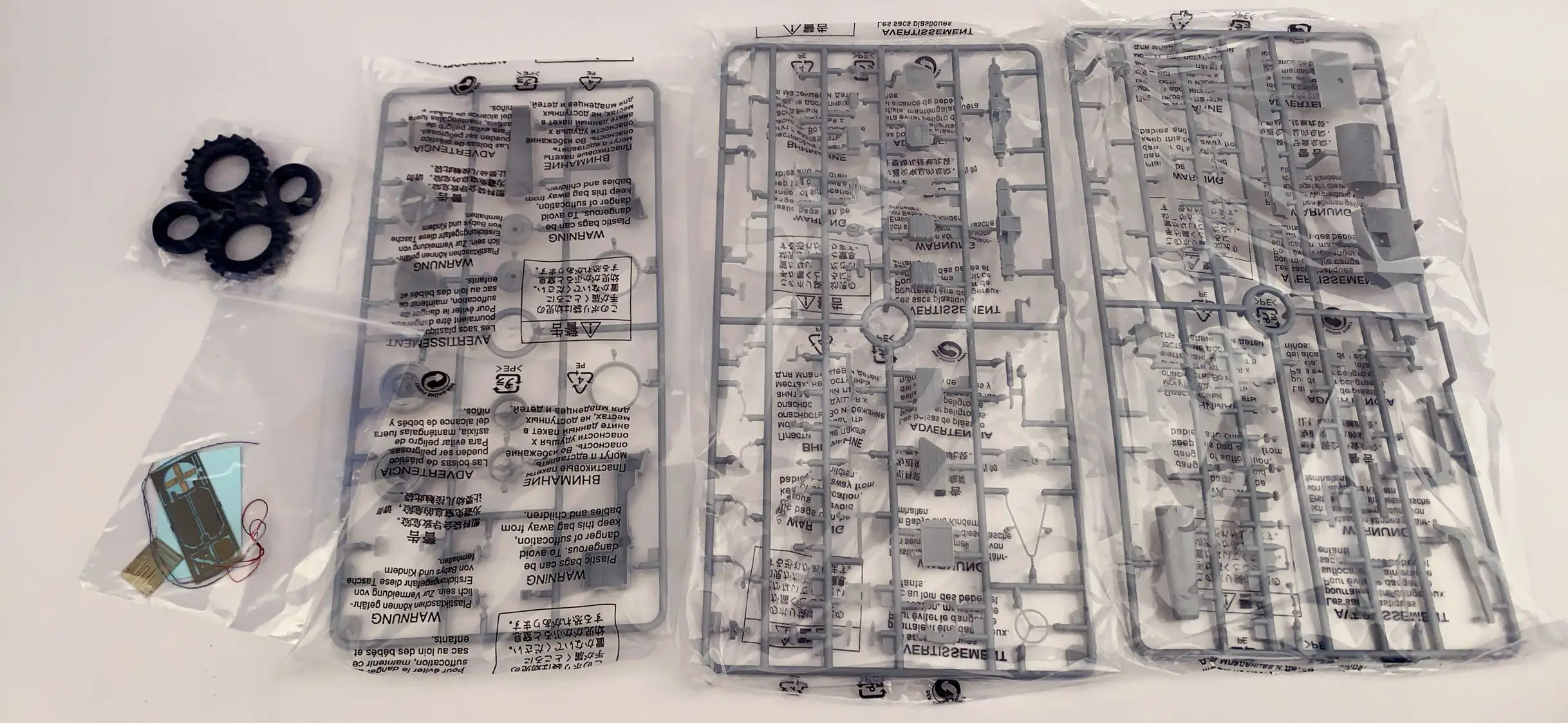 الرعد نموذج TM35002 1/35 U S الجيش جرار محمل أطقم منمذجة