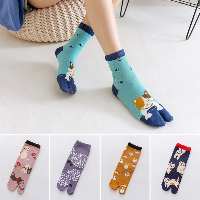 

1Pair Women Split Finger Socks Cartoon Animal Pattern Sweat-absorbing Warm Cotton Socks Creative Lady Mid Tube Split Toe Socks