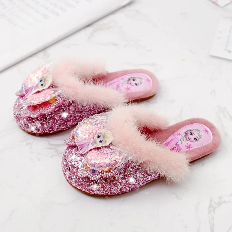 

2025 шлепанцы для девочек Эльзы, домашняя обувь с закрытым носком на плюшевой подкладке для детей, зимний мультяшный дизайн