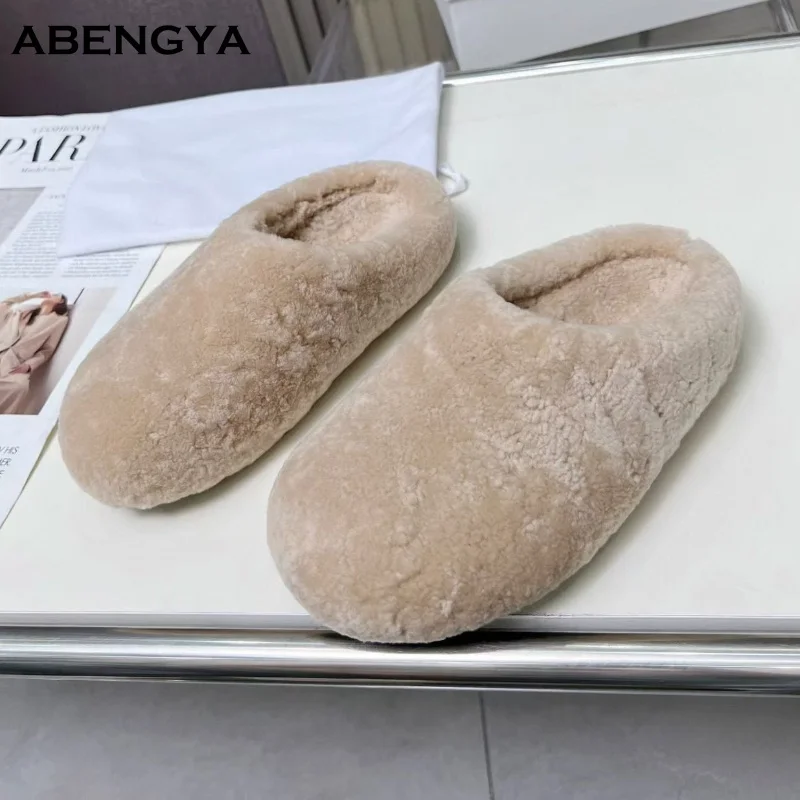 

Дизайнерские новые шерстяные тапочки цвета хаки, женские теплые пушистые туфли на плоской подошве с запахом, зимние повседневные вечерние меховые сабо, пляжная прогулочная обувь, женская обувь