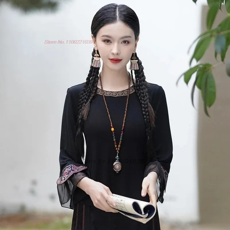 

2025 traditional chinese vintage shirt national flower embroidered o-neck folk t-shirt lace patchwork chinese ethnic base shirt