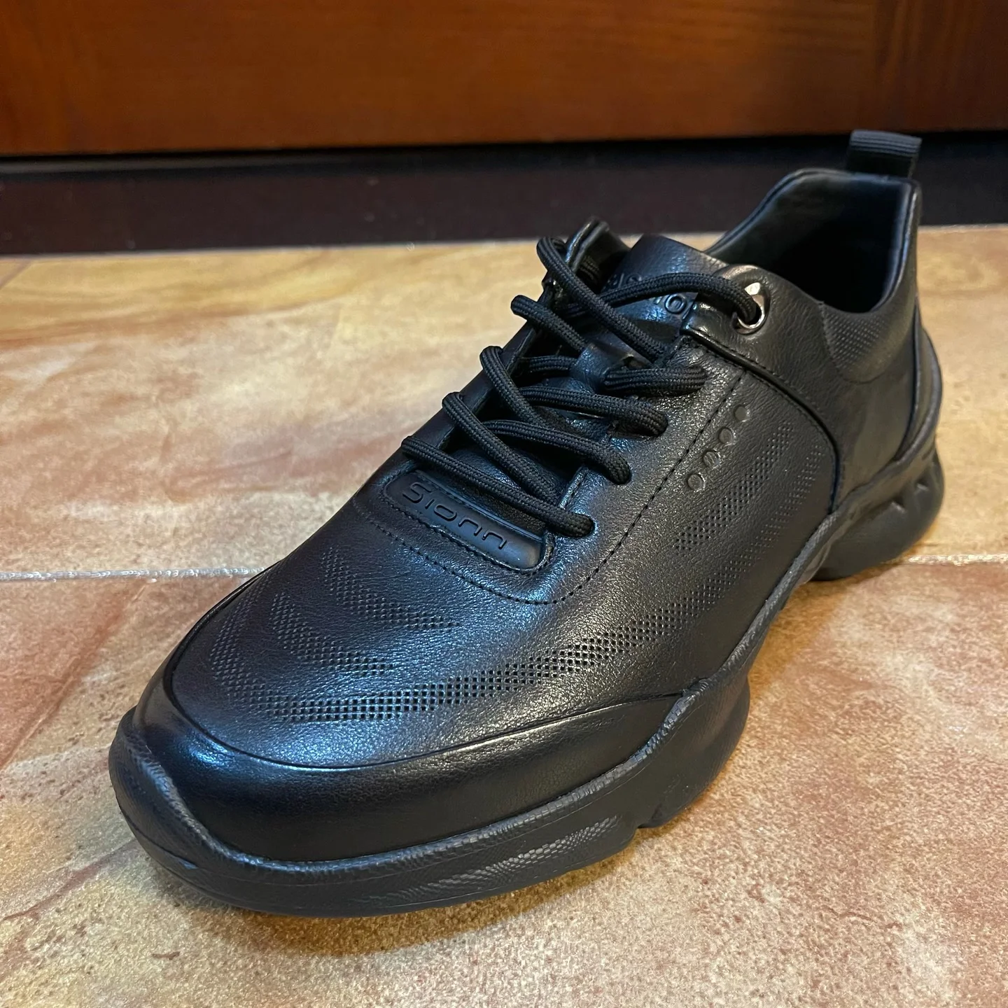 

Quality Genuine Leather Men's Casual Shoe Cow Leather Comfortable Breathable Slip-On Loafers for Business And Leisure