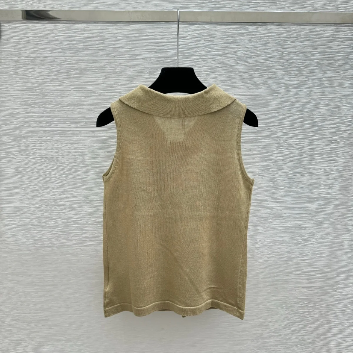 2026 High quality women's sleeveless single breasted double pocket commuting vest cardigan--hb804