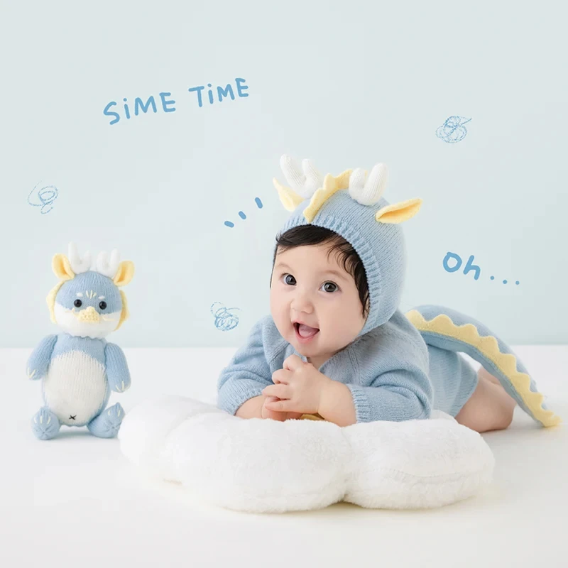 3-5 Months Baby Photography Clothing Hand Knitted Jumpsuit Hat + Socks 3pcs/Set Cute Dragon Horn Outfit Sunflower Pillow Props