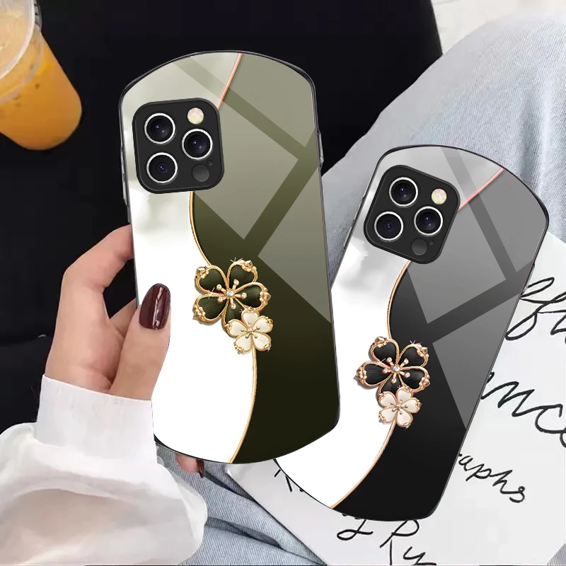 Lucky четырехлистный клевер для iPhone 16, 15, 14, 13 Plus 12 mini 11 Pro Max XR Xs X 7 8 6 6S Эллиптический чехол для телефона из закаленного стекла