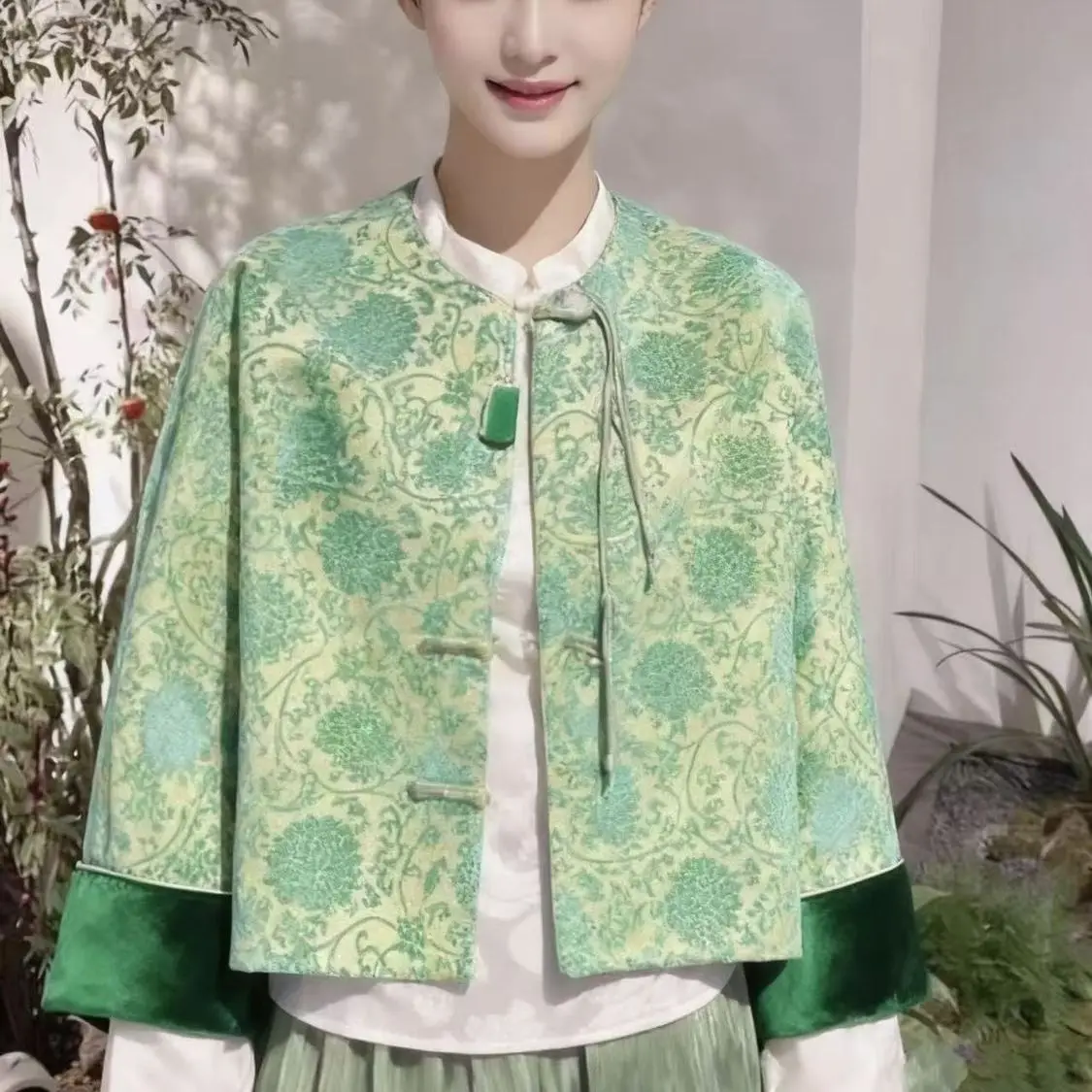 

Высококачественное новое пальто в китайском стиле с принтом, модное, изысканное, свободного кроя, с декоративными вставками на рукавах, красивое, для весны и осени, зеленое.