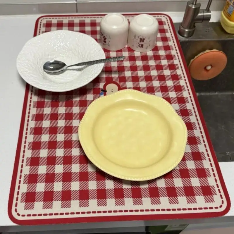 30x40 Cm Absorbent Mat Cartoon Pattern PVC Material Highly Absorbent Suitable For The Kitchen