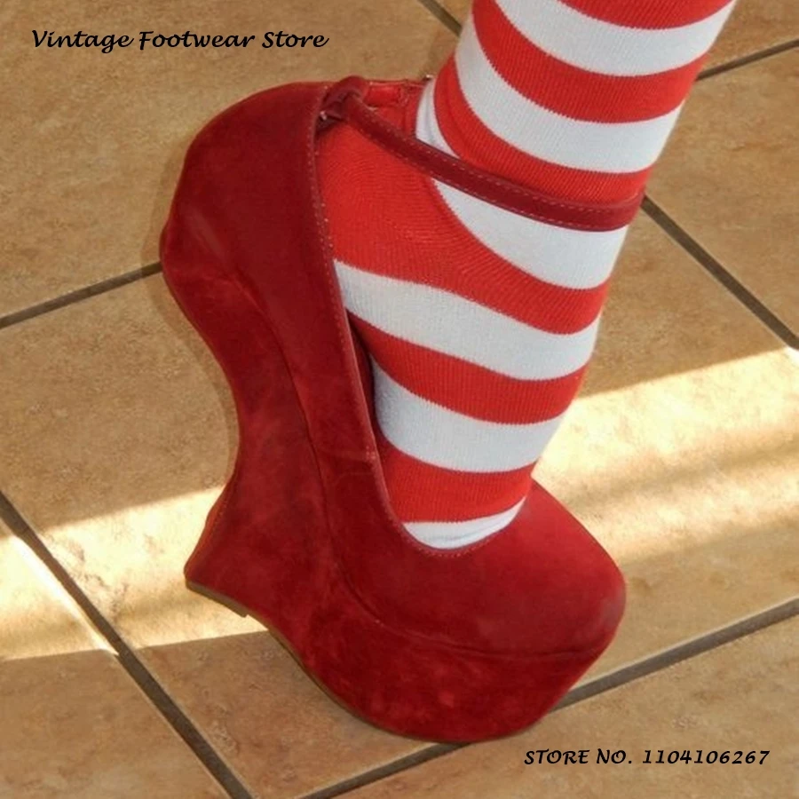 Schlangenmuster-Keilabsatz-Plateaupumps Stilvolle Runde Zehenpartie Schnallenverschluss Partyschuhe Damen Frühling Herbst Knöchelriemen High Heels