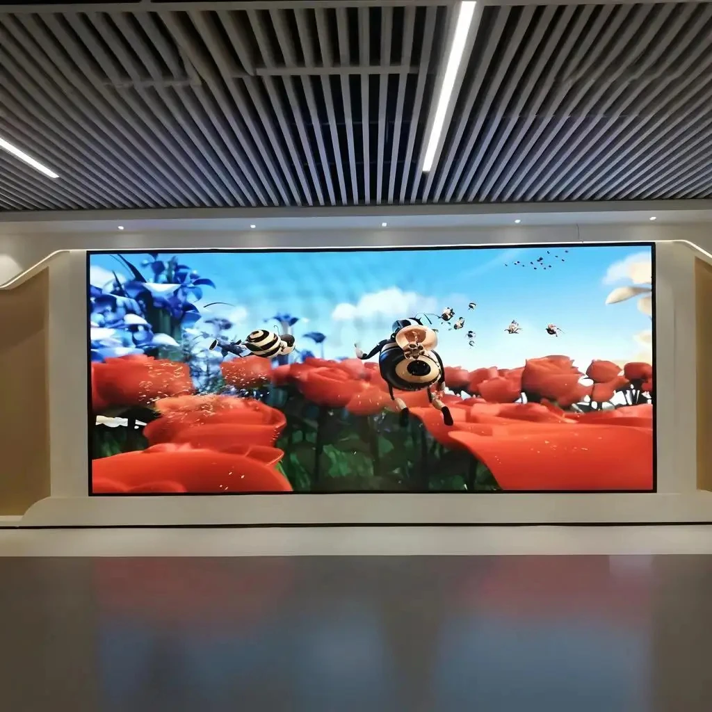 

P2.5 Indoor Advertising LED Video Wall High-Resolution Full Color 800cd/m2 Brightness 100000 Retail Store Elevator