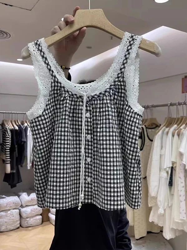 بلوزة نسائية صيفية بدون أكمام من القطن والكتان بنقشة مربعات زرقاء مع دانتيل من مصنع جوانزو الثالث عشر