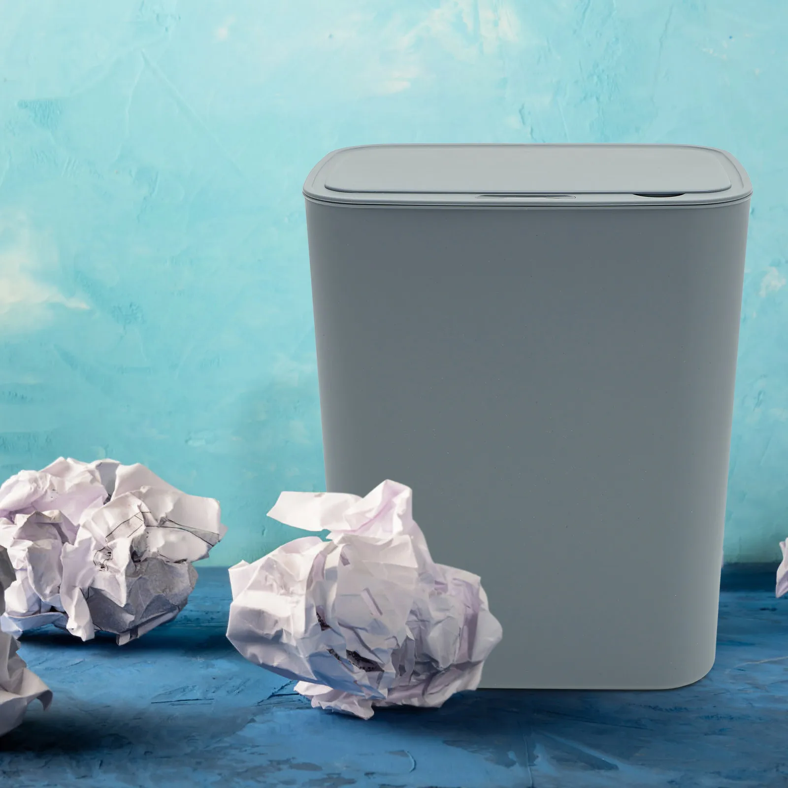 1pc Smart Inductive Trash Can Household Automatic Garbage Bin Silent Eco-Friendly Bedroom Study Use Grey Color Garbage Storage