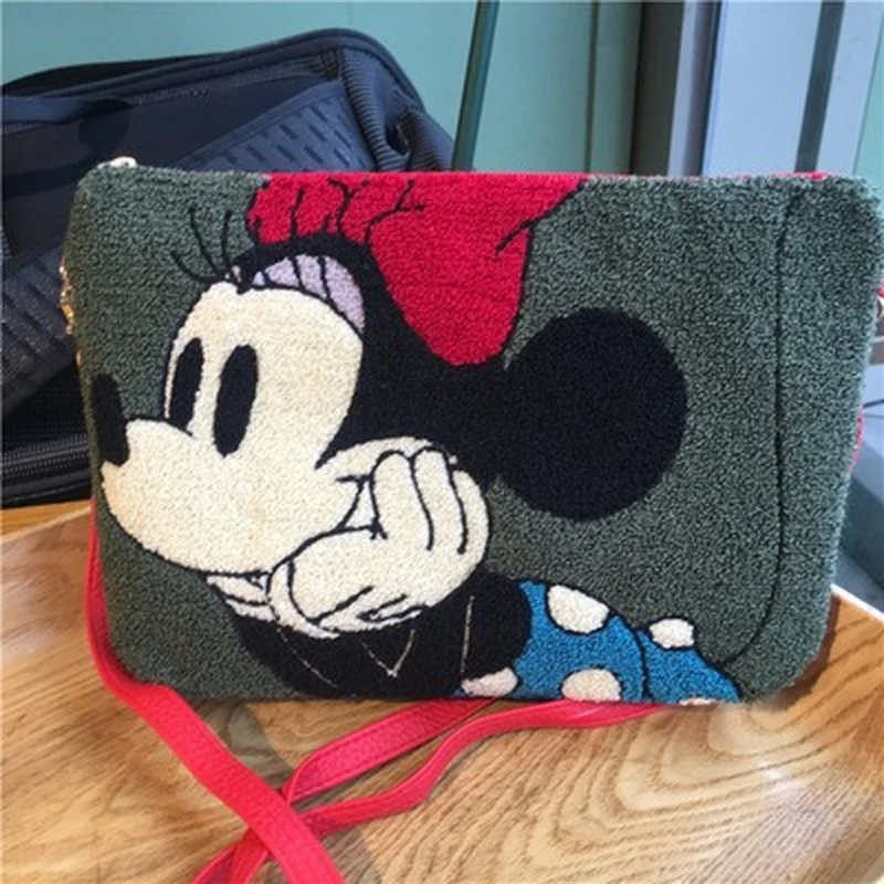 

Disney Cartoon High Quality Ladies Handbag Character Pattern Series Plush Shoulder Bag Embroidery Mobile Phone Bag Fashion Trend